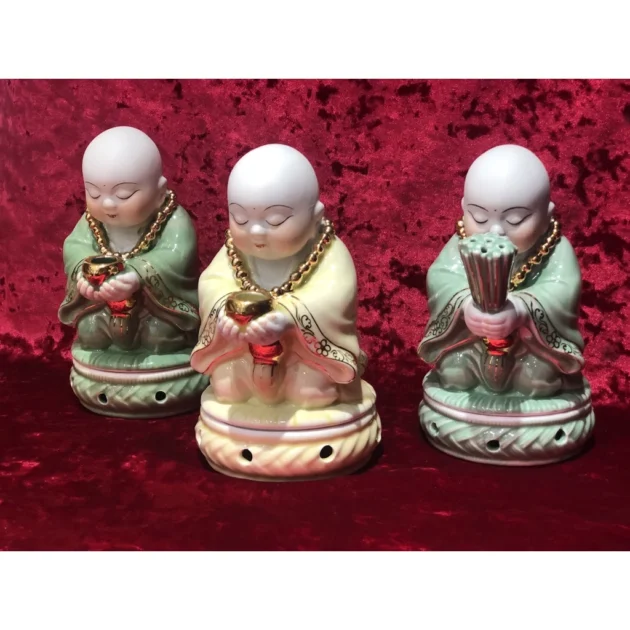 Lư đốt trầm hương, lư xông trầm chú tiểu bằng sứ - Hình ảnh 4